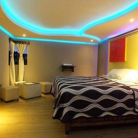 Hotel Pueblo De Madera Refugio Kültér fotó
